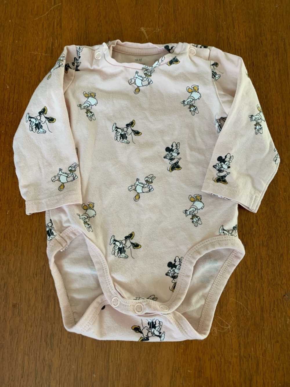 🍊5/$25 H&M Disney Organic Pale Pink Long-Sleeve Printed Bodysuit size 3m